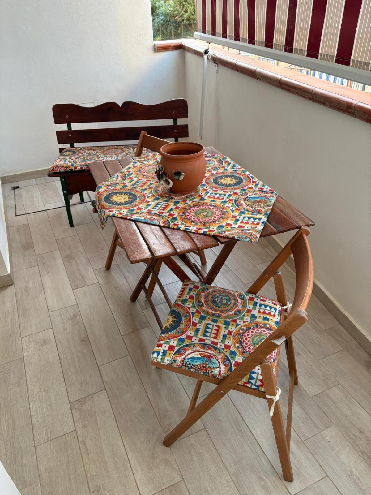 La Casa Di Zia Nini Apartment Villaggio Pirandello Luaran gambar